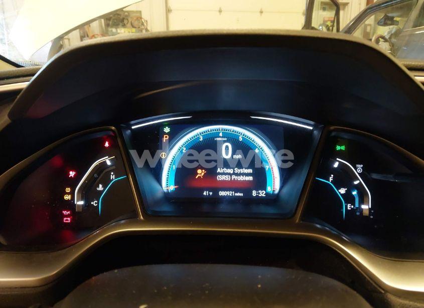 Photo 7 of 2018 Honda Civic EX (VIN 19XFC2F71JE012426)