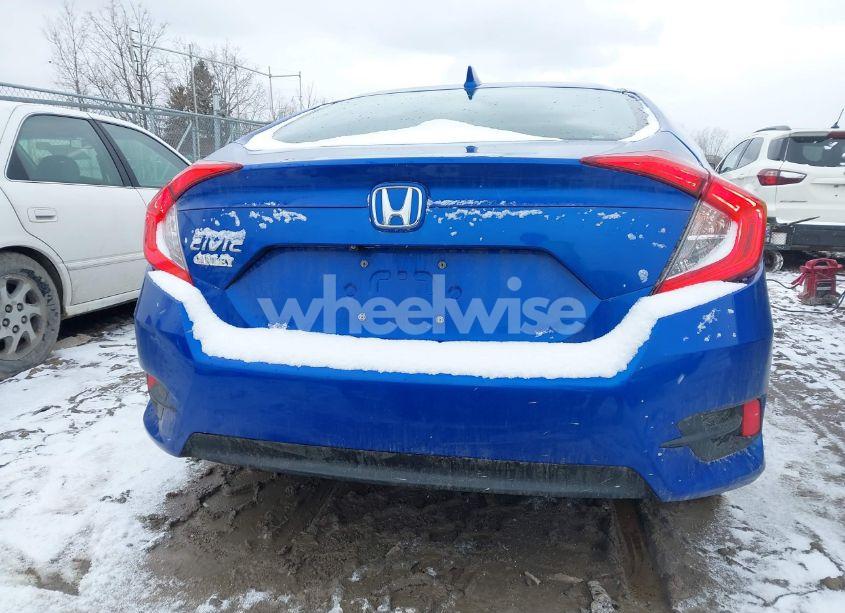 Photo 16 of 2018 Honda Civic EX (VIN 19XFC2F71JE014807)