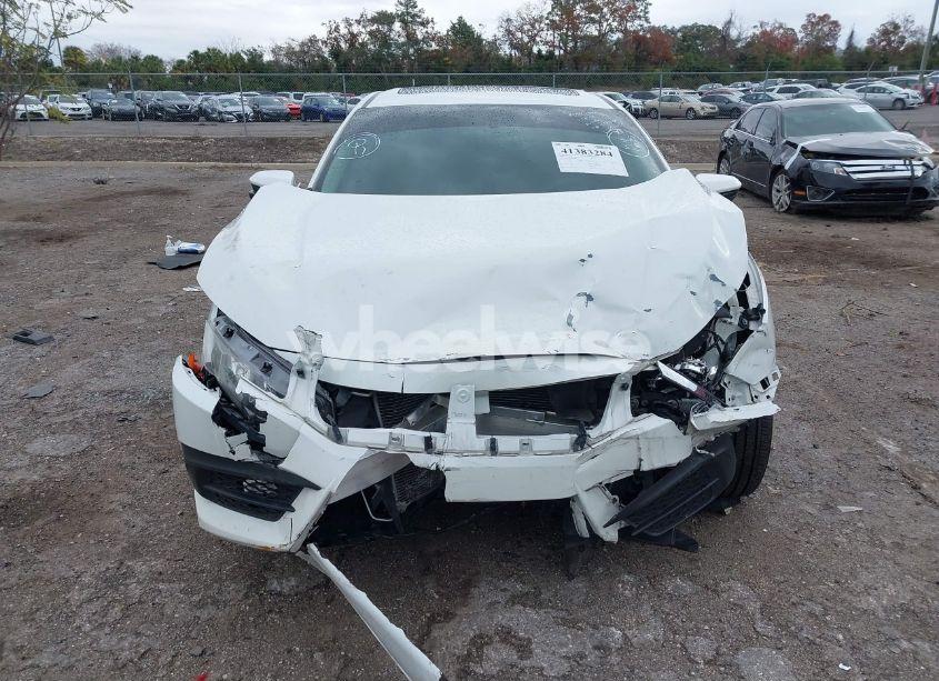 Photo 12 of 2018 Honda Civic EX (VIN 19XFC2F71JE023944)