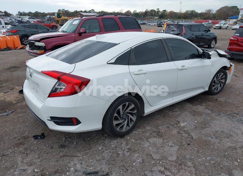 Photo 4 of 2018 Honda Civic EX (VIN 19XFC2F71JE023944)
