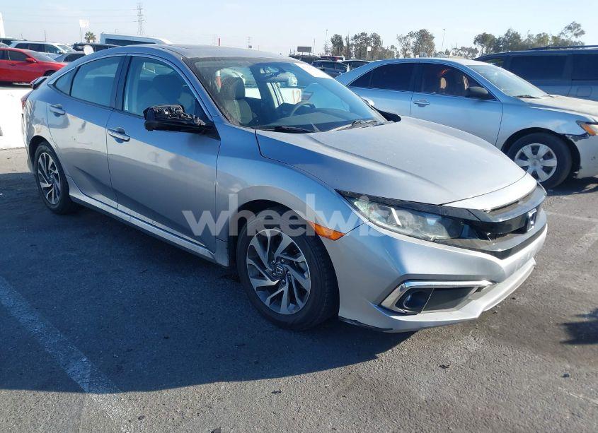 2018 Honda Civic EX (VIN 19XFC2F71JE202470) main photo