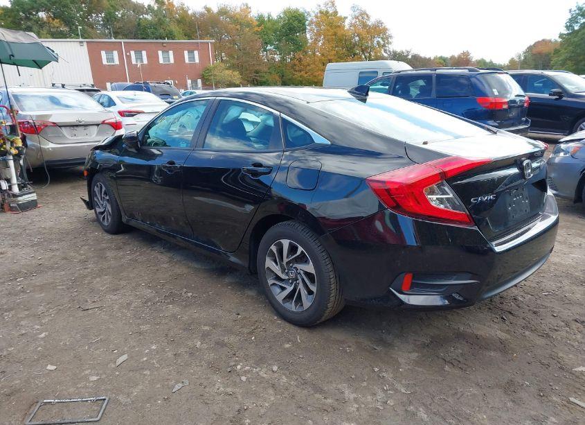 Photo 3 of 2018 Honda Civic EX (VIN 19XFC2F71JE204218)