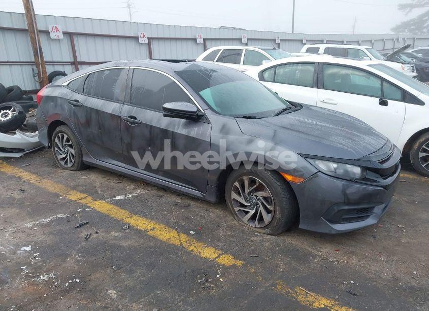 2016 Honda Civic EX (VIN 19XFC2F72GE227399) main photo
