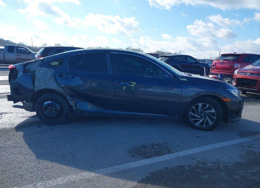 Photo 14 of 2017 Honda Civic EX (VIN 19XFC2F72HE001557)