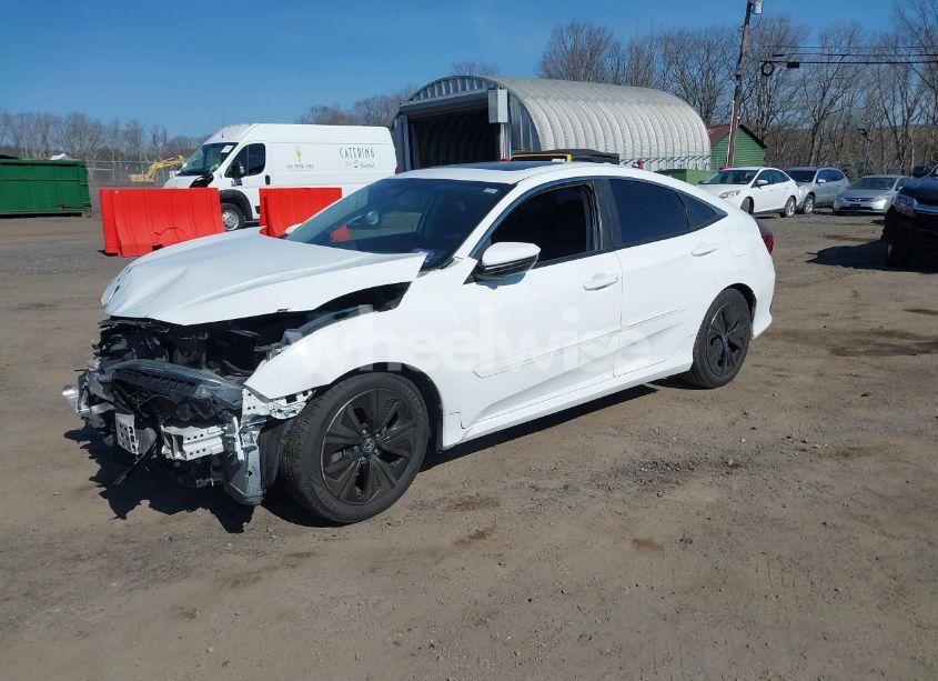 Photo 2 of 2017 Honda Civic EX (VIN 19XFC2F72HE005897)