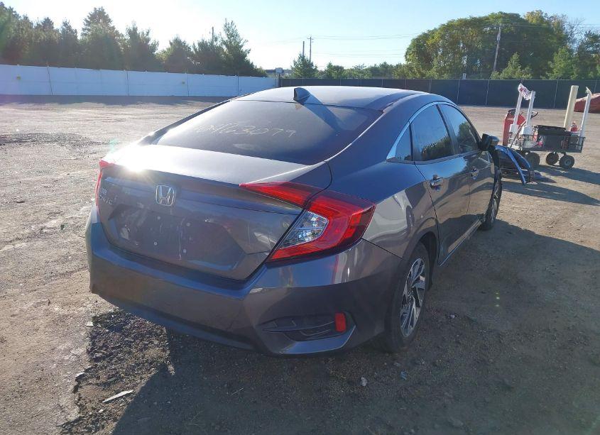 Photo 4 of 2017 Honda Civic EX (VIN 19XFC2F72HE026782)