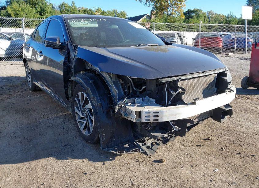 Photo 6 of 2017 Honda Civic EX (VIN 19XFC2F72HE026782)