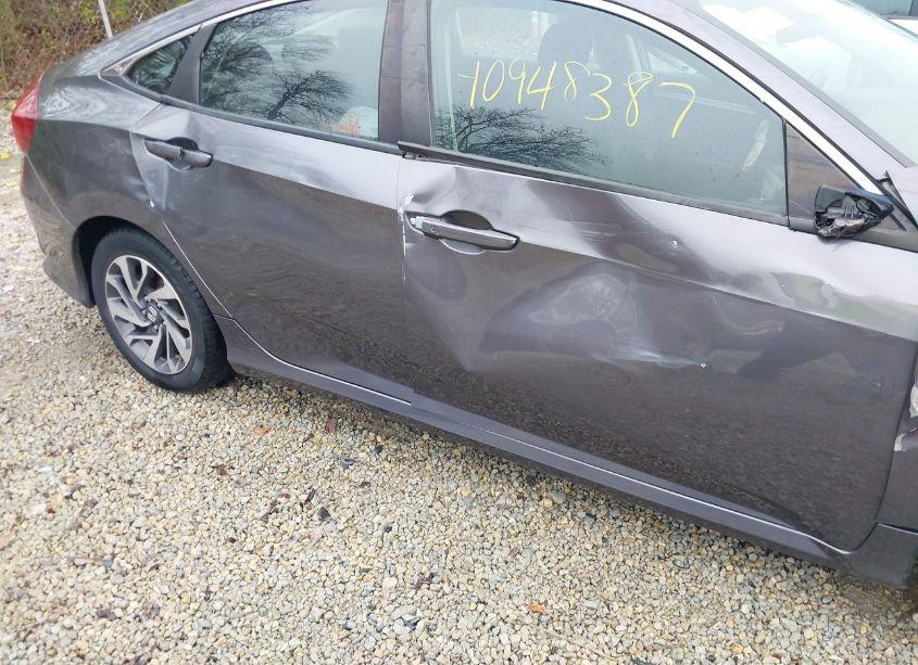 Photo 20 of 2017 Honda Civic EX (VIN 19XFC2F72HE036602)