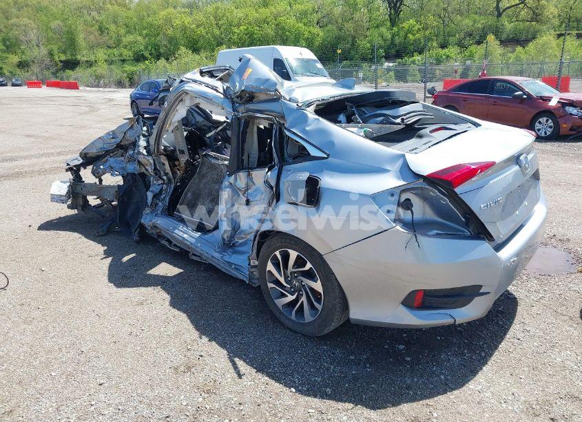 Photo 3 of 2017 Honda Civic EX (VIN 19XFC2F72HE054775)