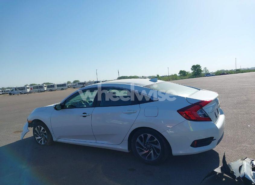 Photo 15 of 2017 Honda Civic EX (VIN 19XFC2F72HE064934)