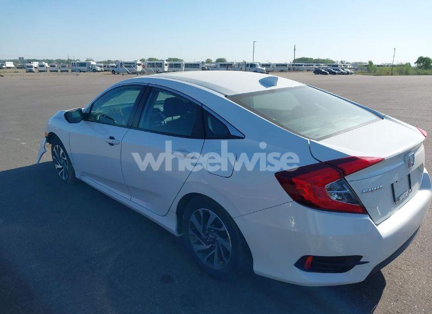 Photo 3 of 2017 Honda Civic EX (VIN 19XFC2F72HE064934)