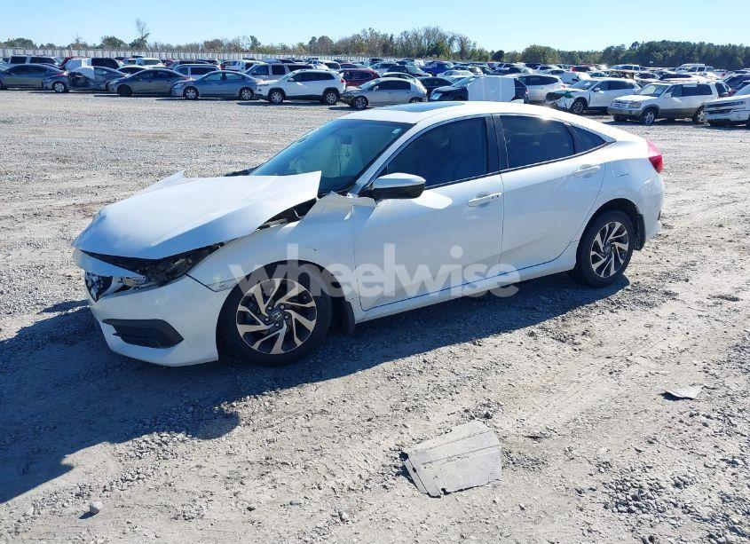Photo 2 of 2017 Honda Civic EX (VIN 19XFC2F72HE075433)