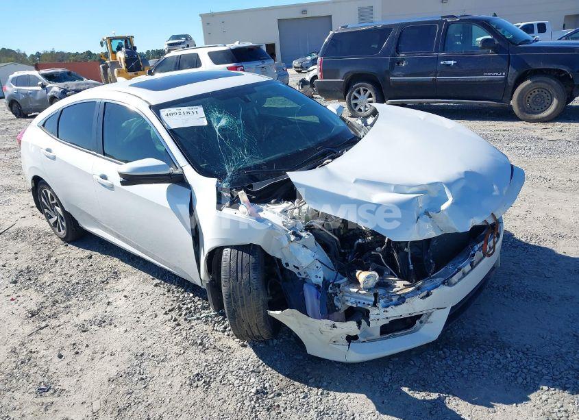 Photo 6 of 2017 Honda Civic EX (VIN 19XFC2F72HE075433)
