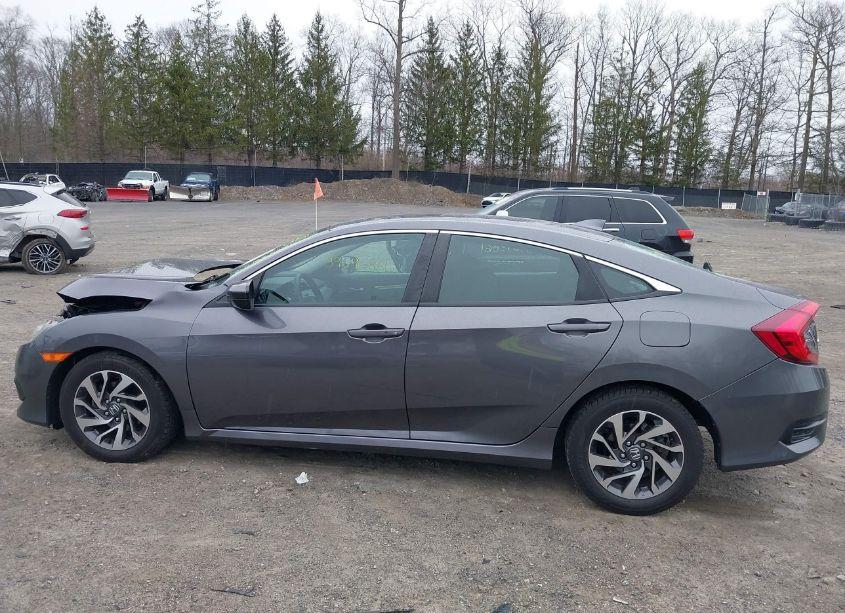 Photo 14 of 2017 Honda Civic EX (VIN 19XFC2F72HE224536)