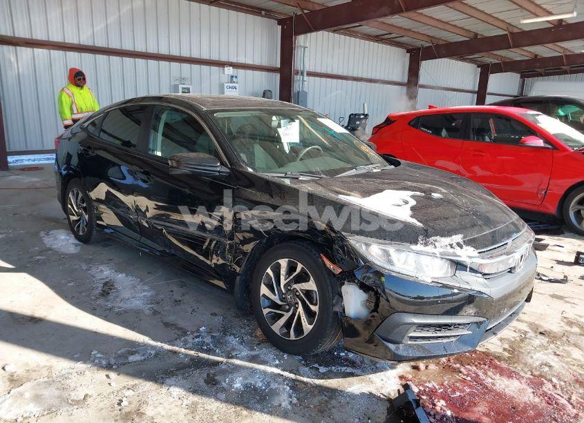 2017 Honda Civic EX (VIN 19XFC2F72HE225413) main photo