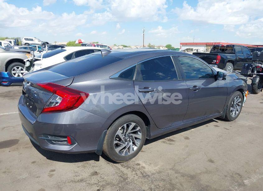 Photo 4 of 2018 Honda Civic EX (VIN 19XFC2F72JE011401)