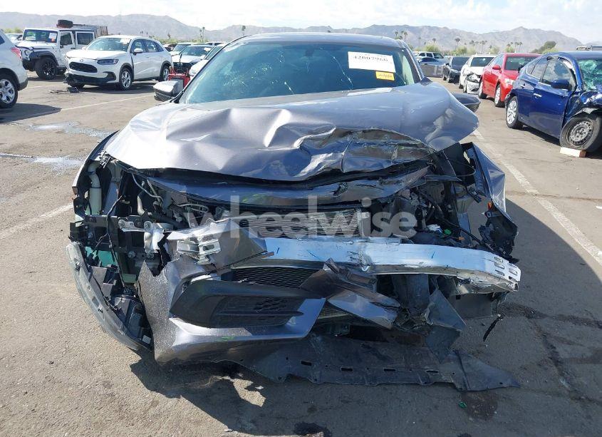 Photo 6 of 2018 Honda Civic EX (VIN 19XFC2F72JE011401)