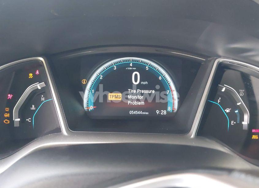 Photo 7 of 2018 Honda Civic EX (VIN 19XFC2F72JE011401)