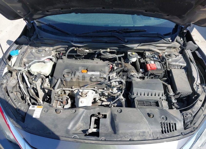 Photo 10 of 2018 Honda Civic EX (VIN 19XFC2F72JE018297)