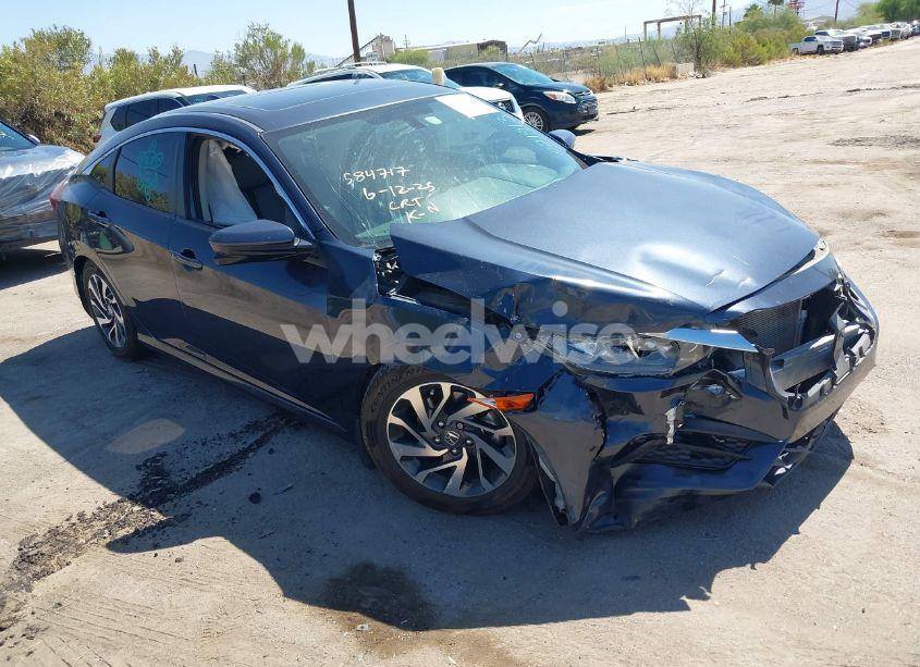 2018 Honda Civic EX (VIN 19XFC2F72JE021913) main photo