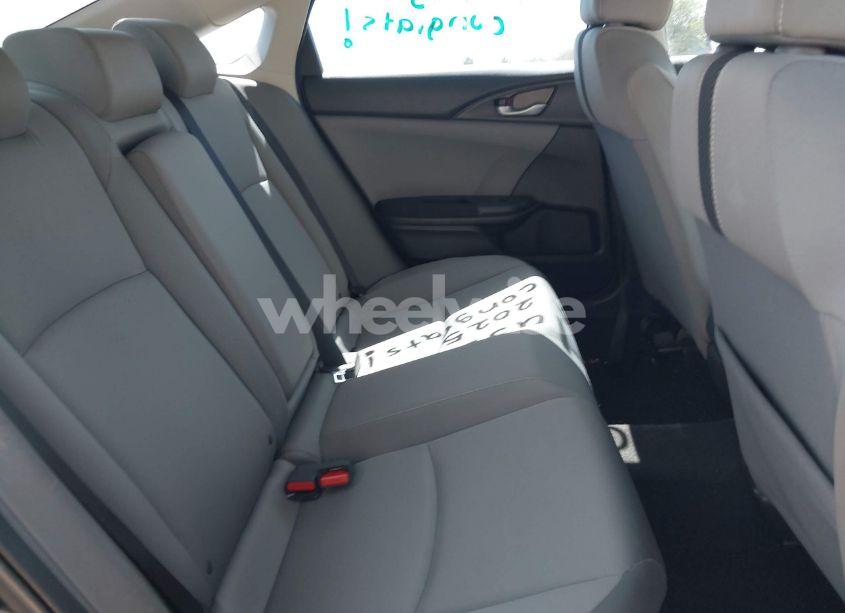 Photo 8 of 2018 Honda Civic EX (VIN 19XFC2F72JE021913)