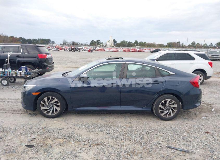 Photo 14 of 2018 Honda Civic EX (VIN 19XFC2F72JE022608)