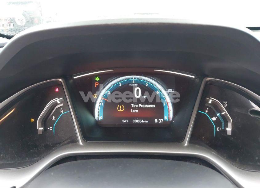 Photo 7 of 2018 Honda Civic EX (VIN 19XFC2F72JE022608)