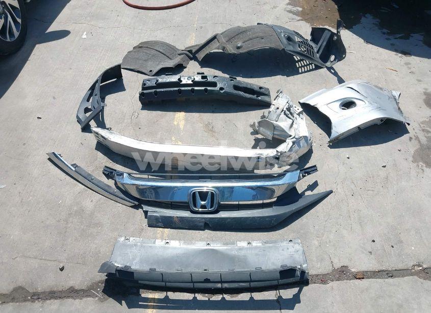 Photo 12 of 2018 Honda Civic EX (VIN 19XFC2F72JE039229)