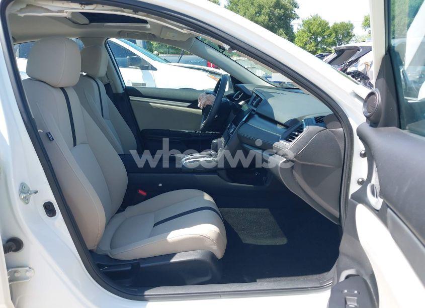 Photo 5 of 2018 Honda Civic EX (VIN 19XFC2F72JE039229)