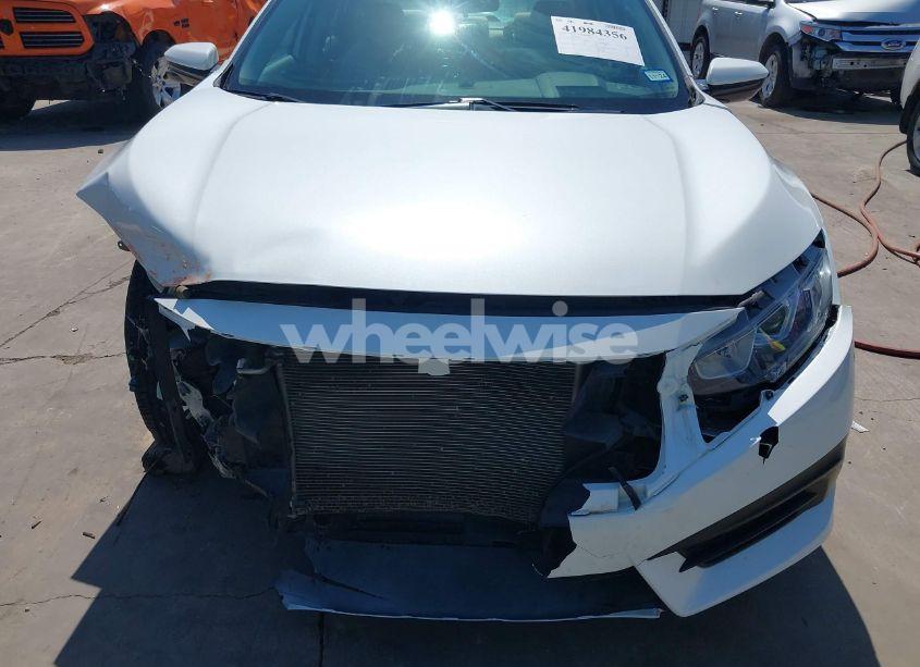 Photo 6 of 2018 Honda Civic EX (VIN 19XFC2F72JE039229)