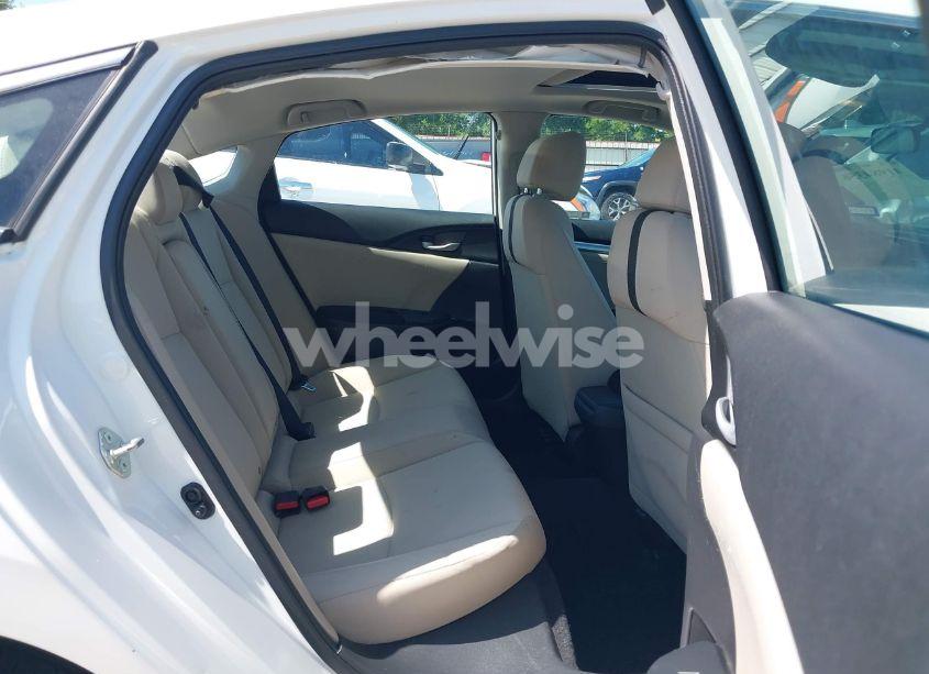 Photo 8 of 2018 Honda Civic EX (VIN 19XFC2F72JE039229)