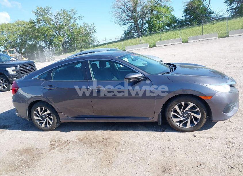 Photo 14 of 2016 Honda Civic EX (VIN 19XFC2F73GE004417)