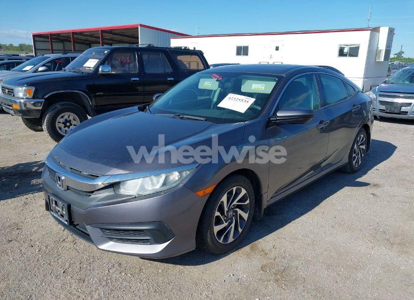 Photo 2 of 2016 Honda Civic EX (VIN 19XFC2F73GE004417)