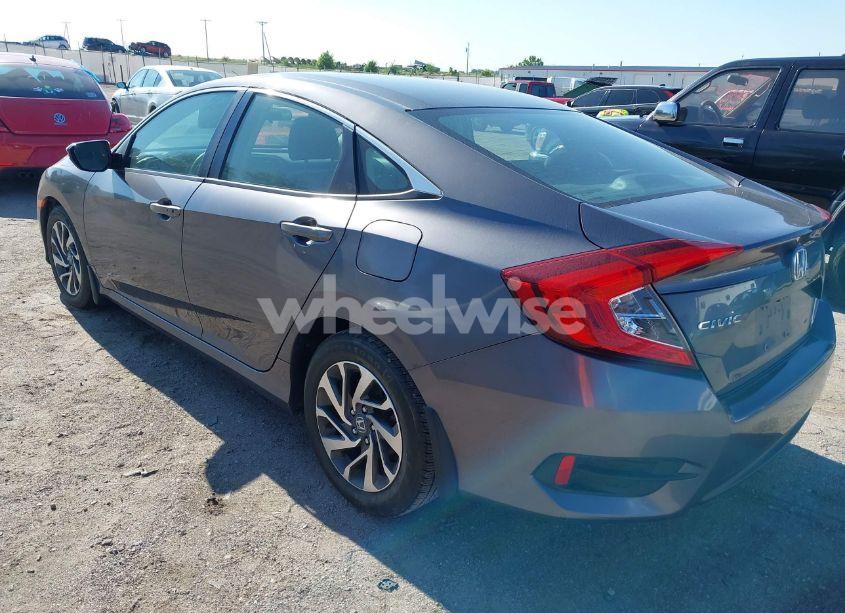 Photo 3 of 2016 Honda Civic EX (VIN 19XFC2F73GE004417)