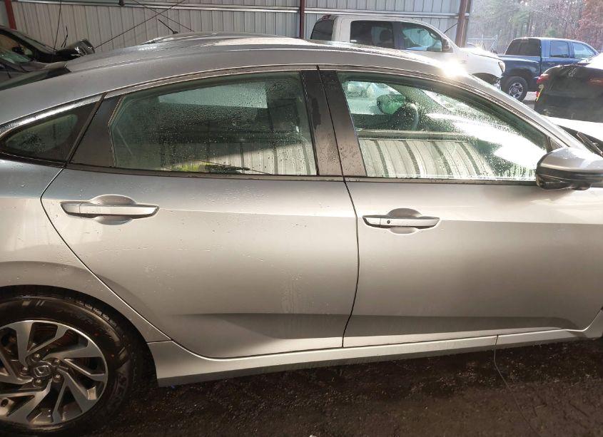 Photo 13 of 2016 Honda Civic EX (VIN 19XFC2F73GE014140)