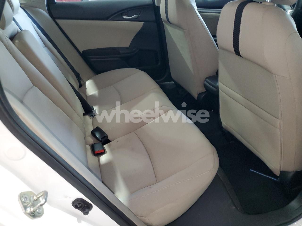 Photo 10 of 2016 HONDA CIVIC EX (VIN 19XFC2F73GE097505)