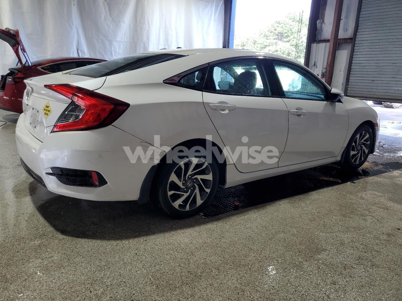 Photo 3 of 2016 HONDA CIVIC EX (VIN 19XFC2F73GE097505)