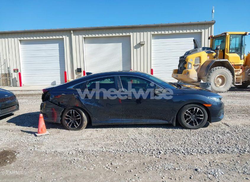 Photo 13 of 2017 Honda Civic EX (VIN 19XFC2F73HE006220)