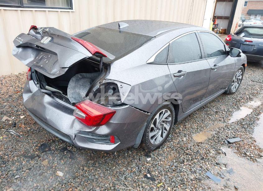Photo 4 of 2017 Honda Civic EX (VIN 19XFC2F73HE033014)