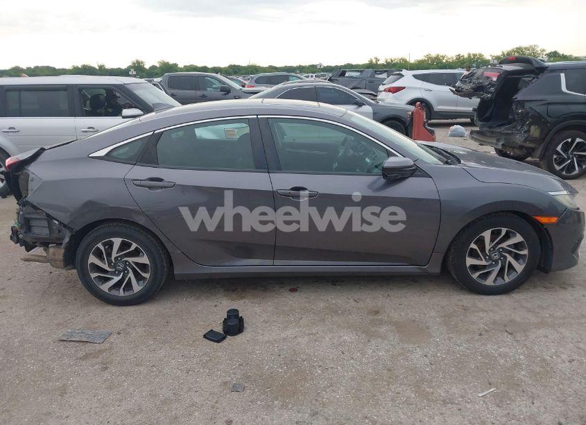 Photo 13 of 2017 Honda Civic EX (VIN 19XFC2F73HE046989)