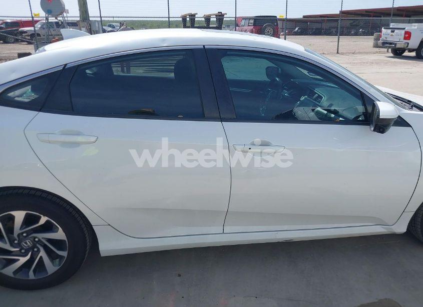 Photo 13 of 2017 Honda Civic EX (VIN 19XFC2F73HE071696)