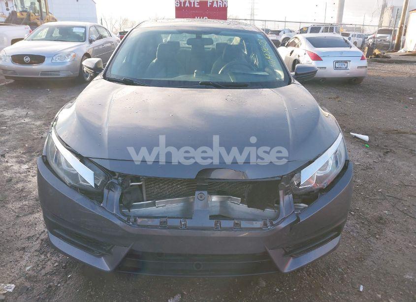 Photo 12 of 2018 Honda Civic EX (VIN 19XFC2F73JE015442)