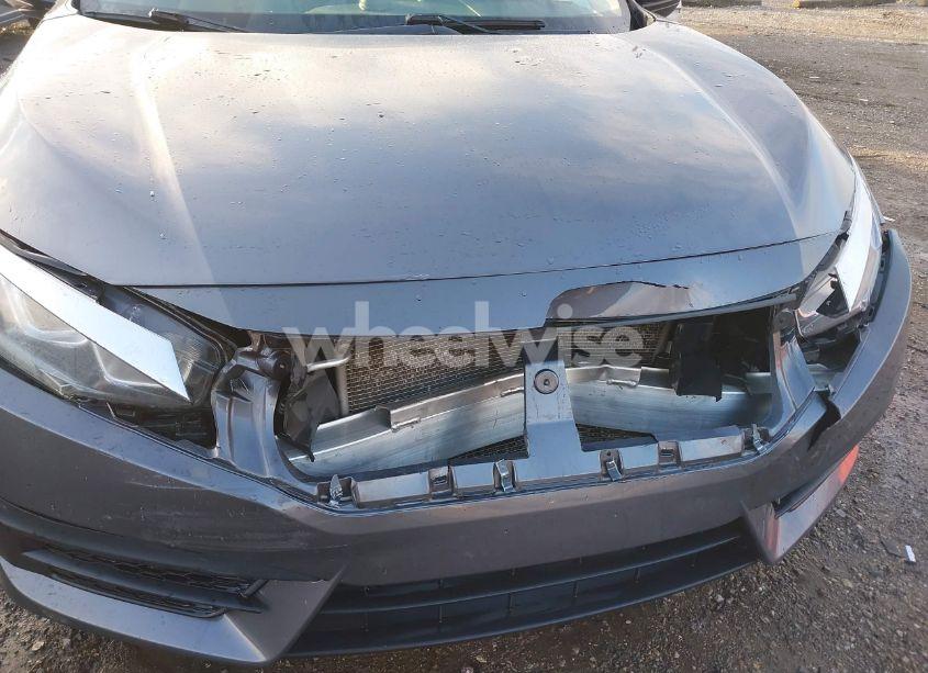 Photo 6 of 2018 Honda Civic EX (VIN 19XFC2F73JE015442)