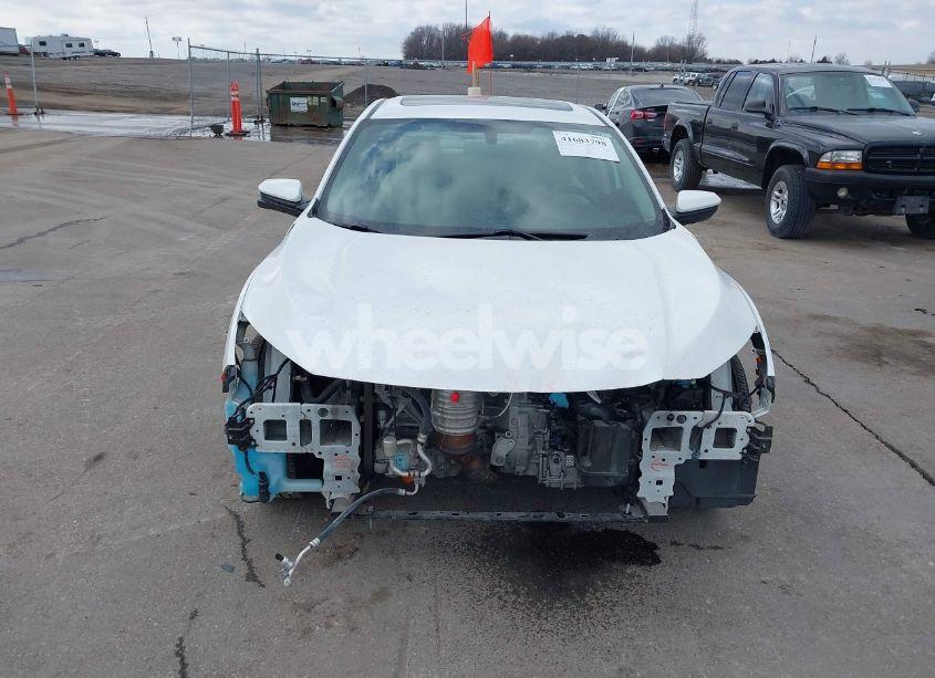 Photo 13 of 2018 Honda Civic EX (VIN 19XFC2F73JE015716)