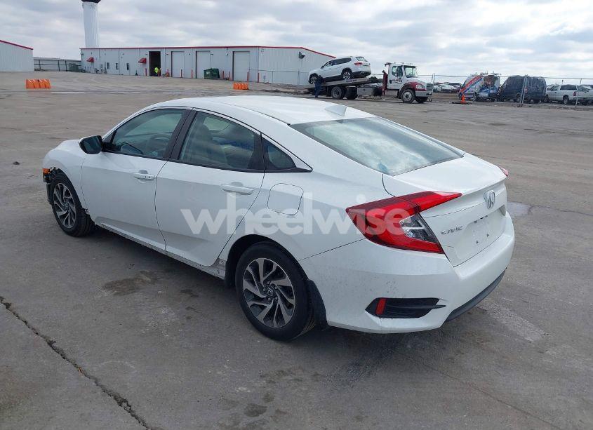 Photo 3 of 2018 Honda Civic EX (VIN 19XFC2F73JE015716)