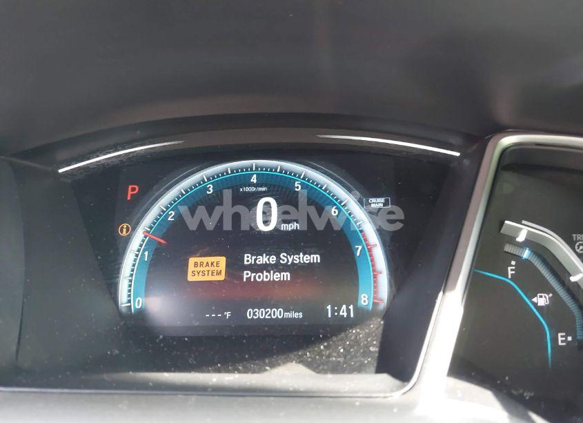 Photo 7 of 2018 Honda Civic EX (VIN 19XFC2F73JE015716)