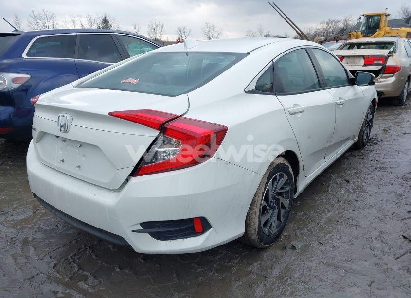 Photo 4 of 2018 Honda Civic EX (VIN 19XFC2F73JE024593)