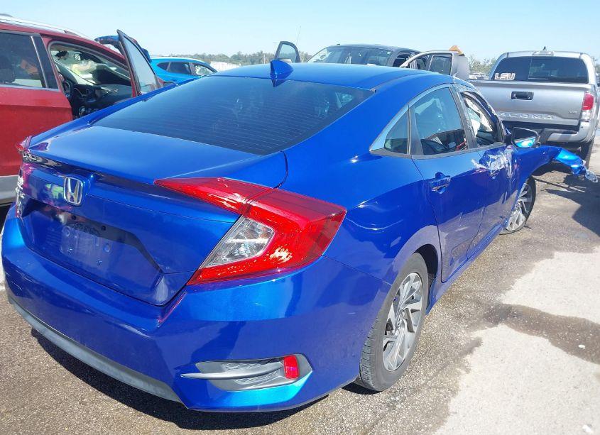 Photo 4 of 2017 Honda Civic EX (VIN 19XFC2F74HE004735)