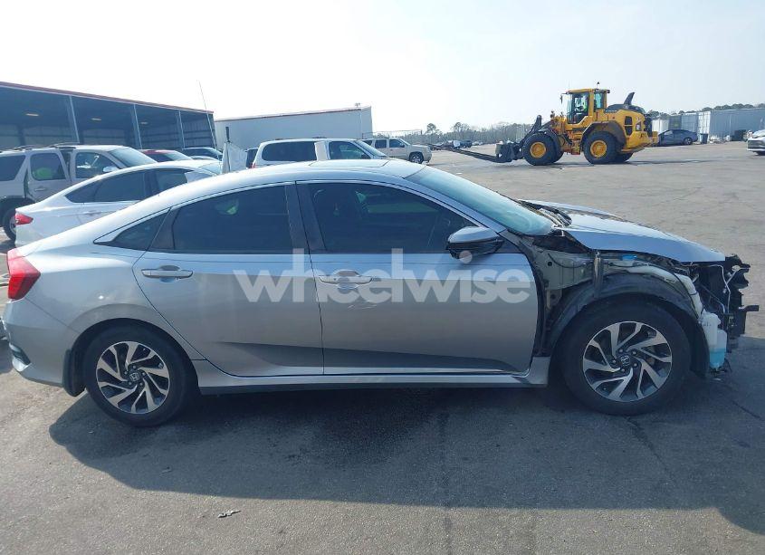 Photo 14 of 2017 Honda Civic EX (VIN 19XFC2F74HE051330)