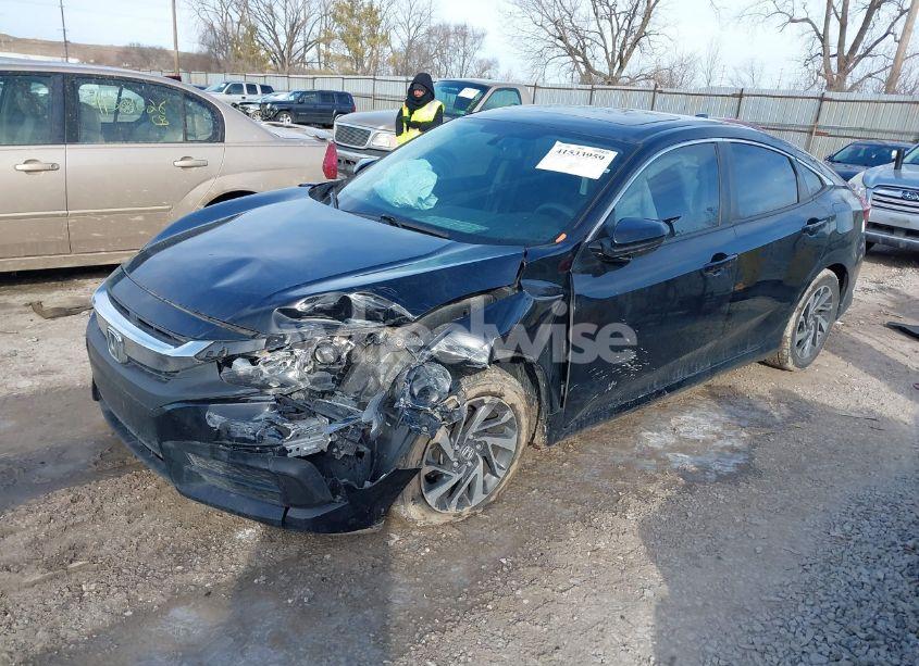 Photo 2 of 2017 Honda Civic EX (VIN 19XFC2F74HE060321)